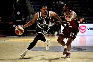 POLUVREME - Dva lica Brauna u "Zetri", Partizan grabi ka polufinalu